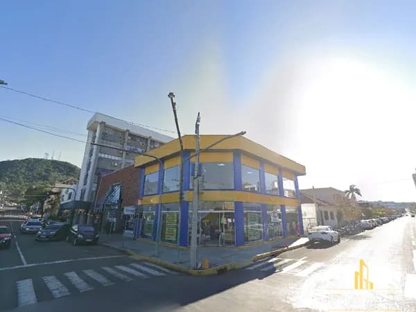 Sala Comercial de Esquina no Centro