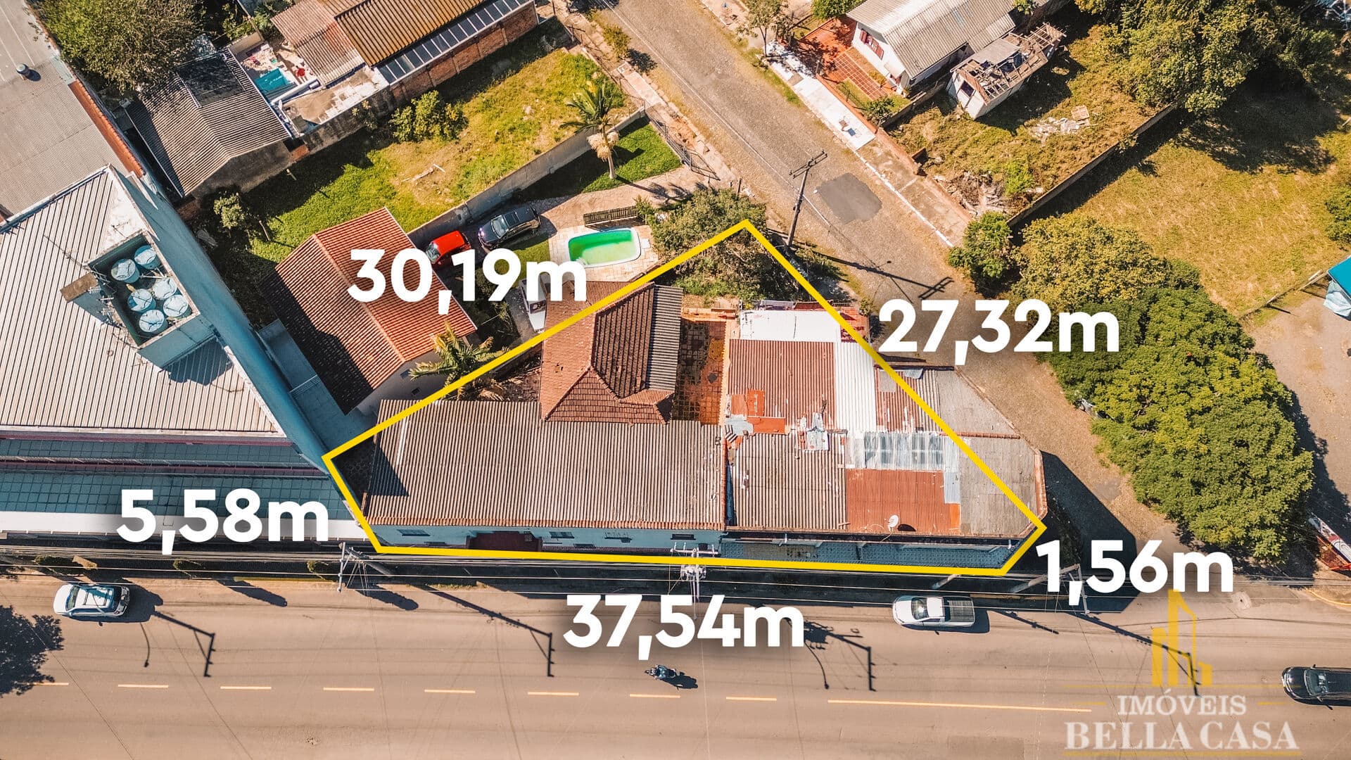 Área Comercial na Buarque de Macedo