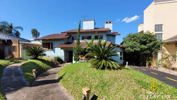 Casa Alto Padrão com Piscina