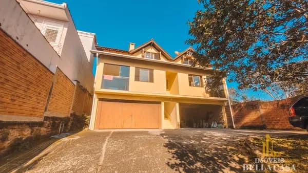 Apartamento Mobiliado com Pátio