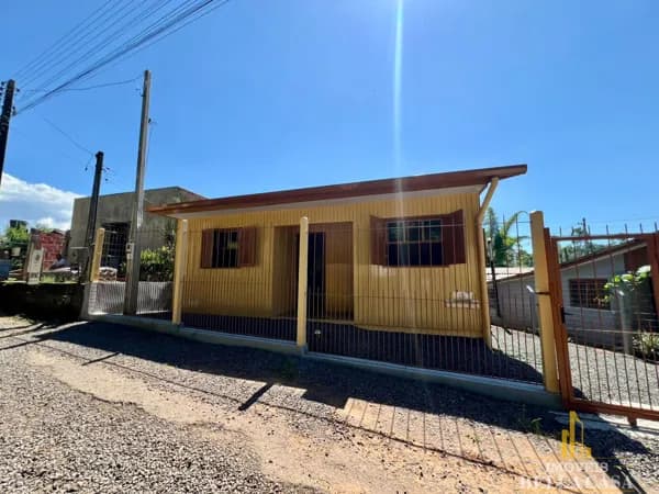 Casa 2 Dormitórios