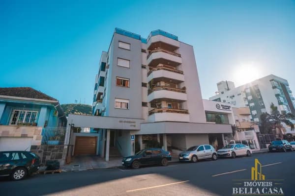Apartamento com Varanda no Ed. Engemac