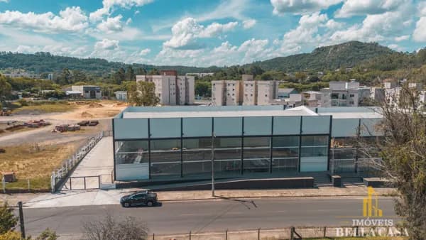 Pavilhão Comercial