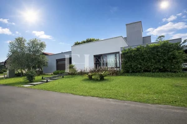 Casa em Criciúma - Primeira Linha