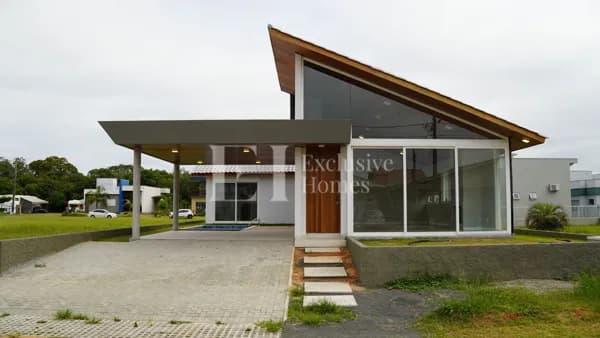Casa à venda na Vila Suiça - Balneário Rincão/SC