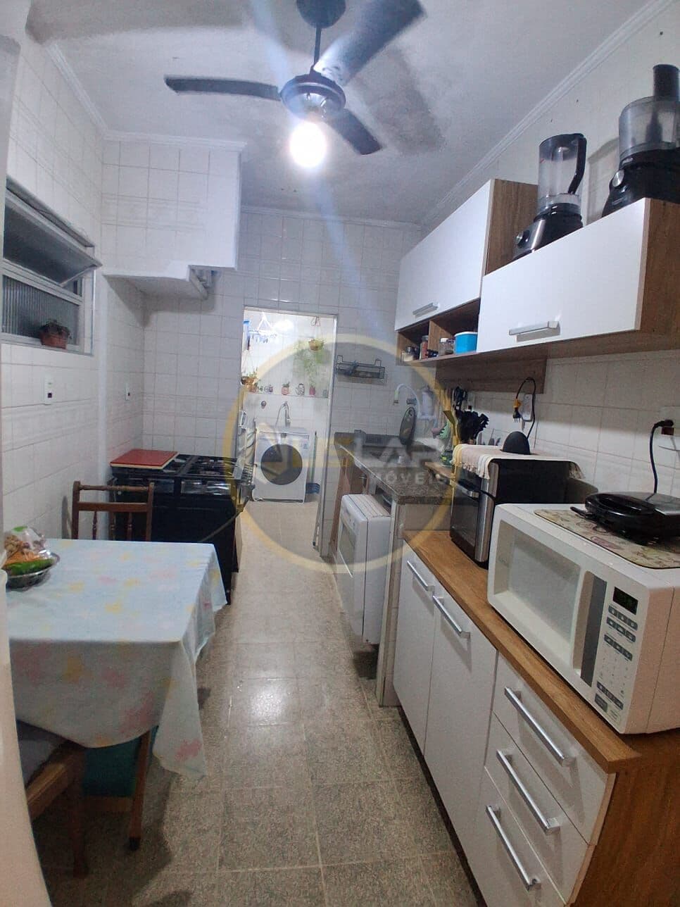 Apartamento de 2 dorms no embaré com vista mar