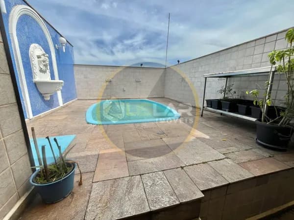 Cobertura duplex no Gonzaga de 4 dorms com piscina e área de lazer