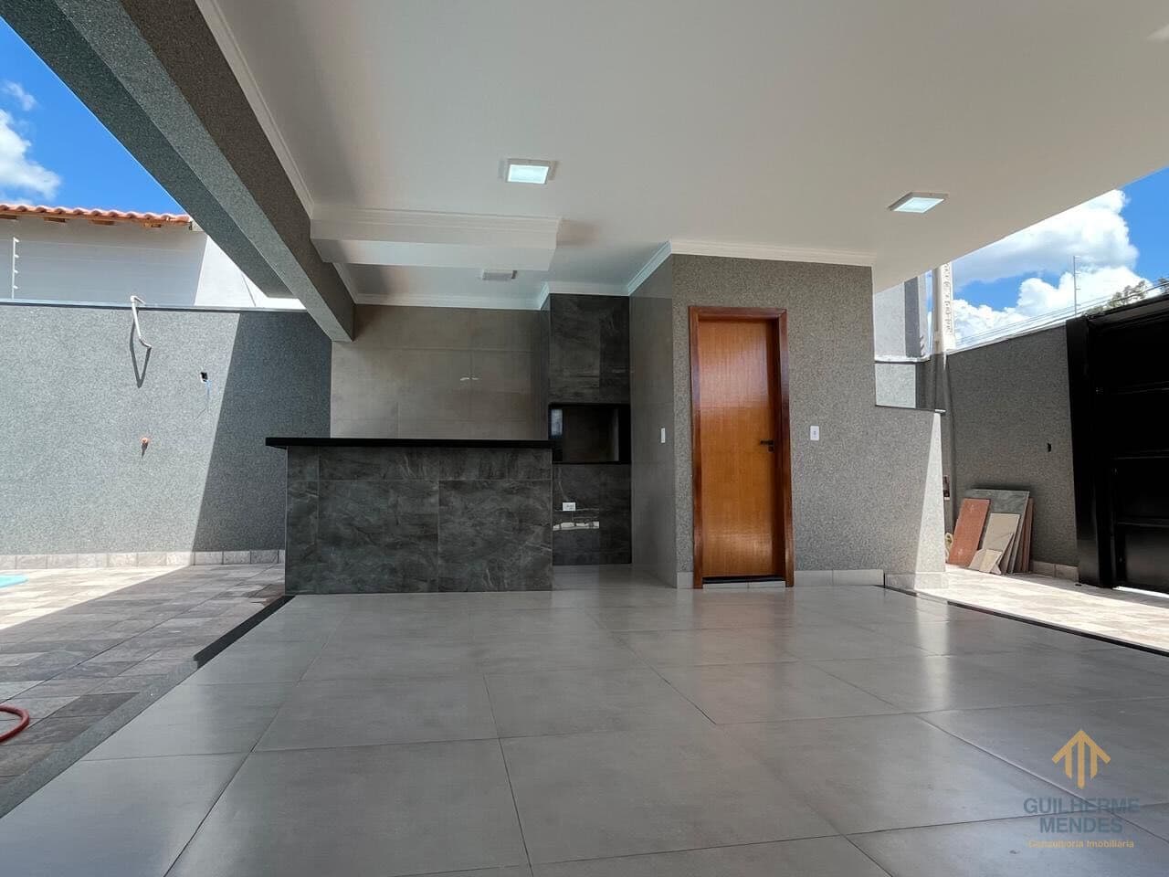 Linda casa com piscina no Ipê 2 em Mirassol