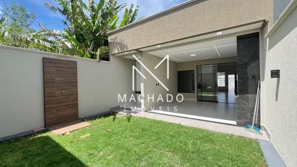 Casa a venda: Setor Balneário Meia Ponte.