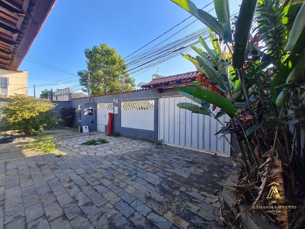 Casa no Bairro Frimisa, Santa Luzia