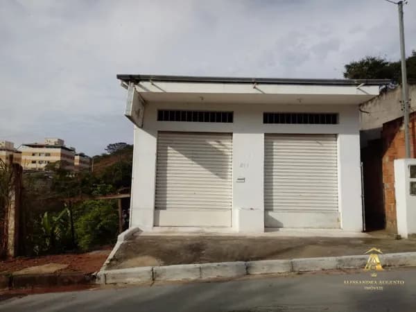 Lote com loja no bairro Castanheira em Santa Luzia.