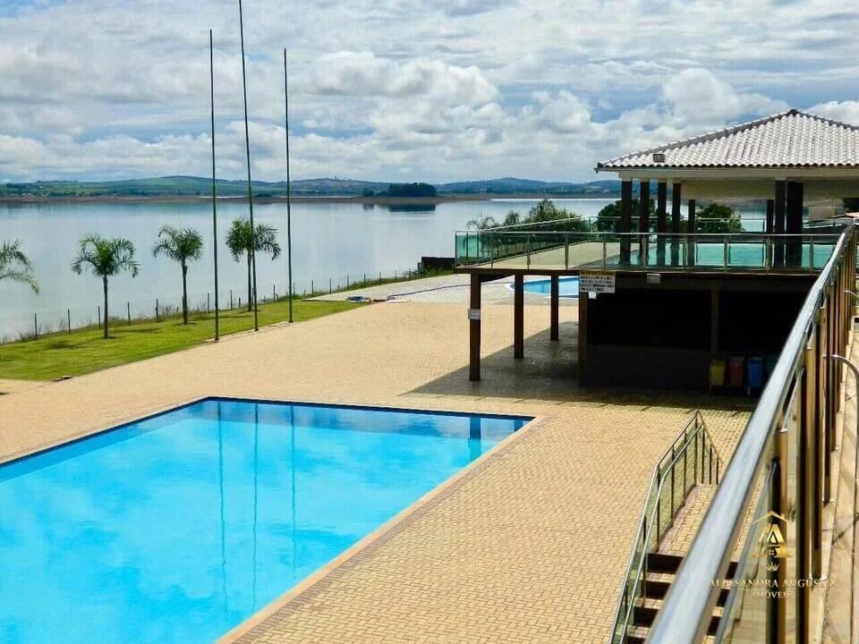 🚤 SEU REFÚGIO PARTICULAR NA REPRESA DE FURNAS! 🌅