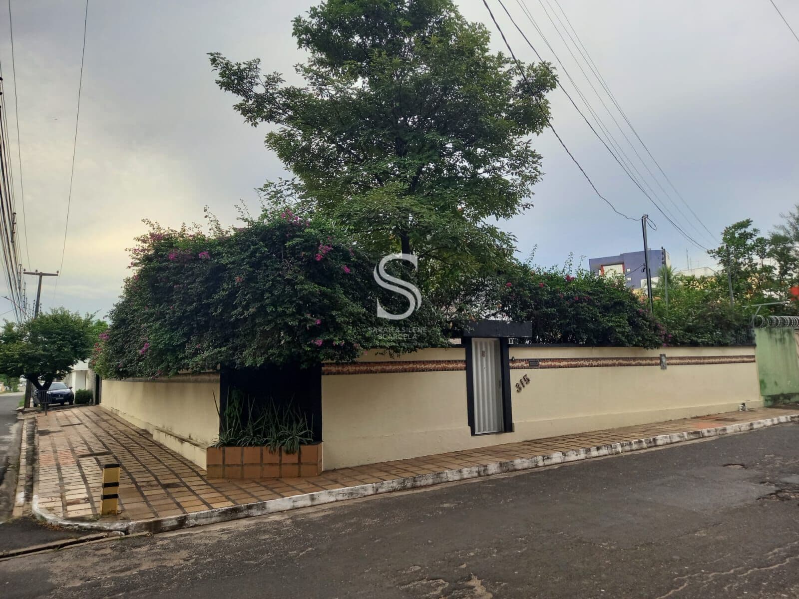Casa Térrea excelente para fins comercial