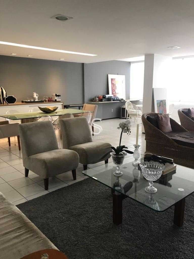 Apartamento Alto Padrão em Frei Serafim, Teresina/PI