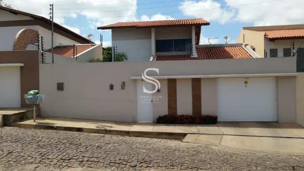 Casa Alto Padrão Bairro Planalto Ininga