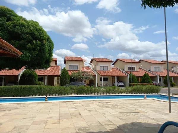 Casa de Condomínio em Teresina - Piçarreira