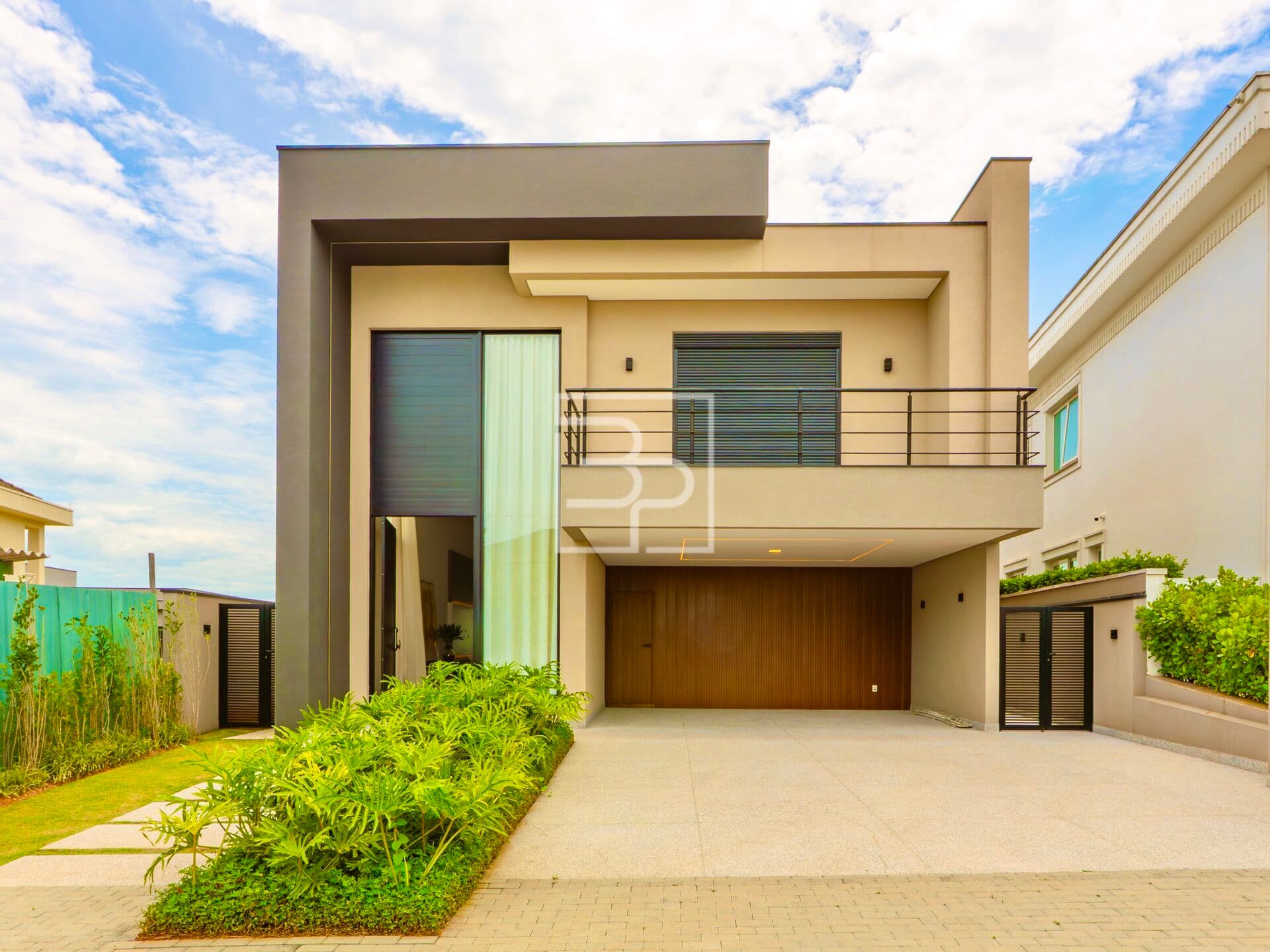 Tamboré 10 | Casa Alto Padrão