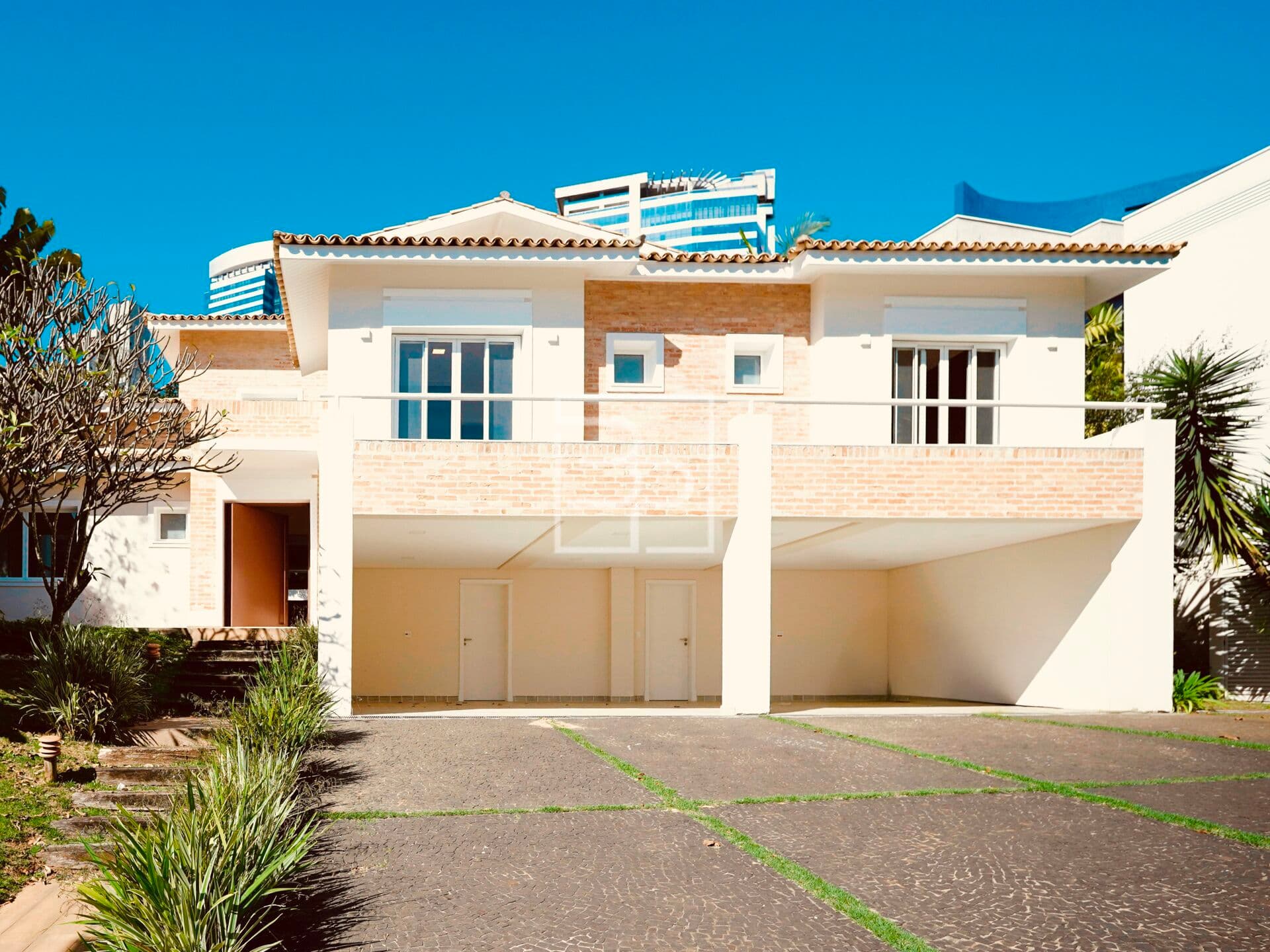 Alpha Conde | Casa De Alto Padrão