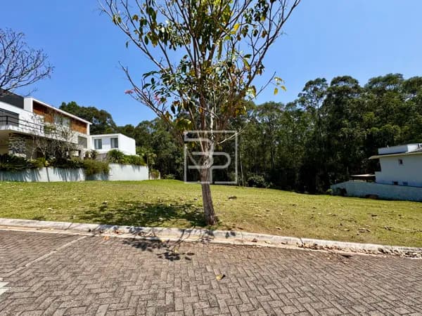 Tamboré 11 | Declive