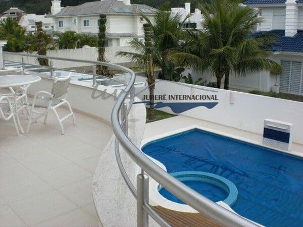 Casa Alto Padrão para Aluguel em Jurerê Internacional Florianópolis-SC