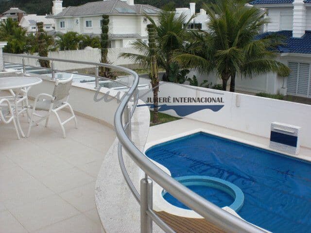 Casa Alto Padrão para Aluguel em Jurerê Internacional Florianópolis-SC