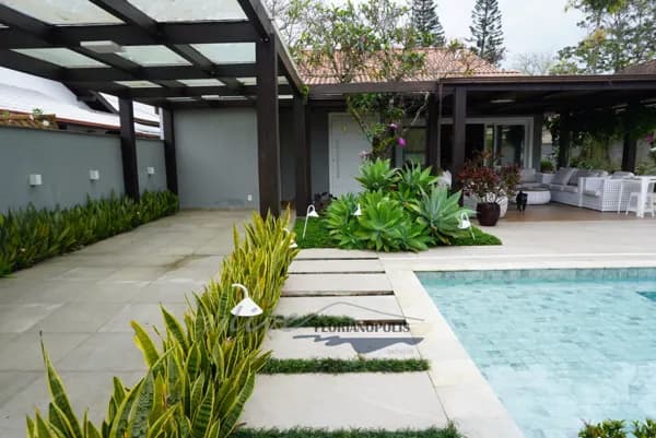 Casa Luxuosa Em Jurerê