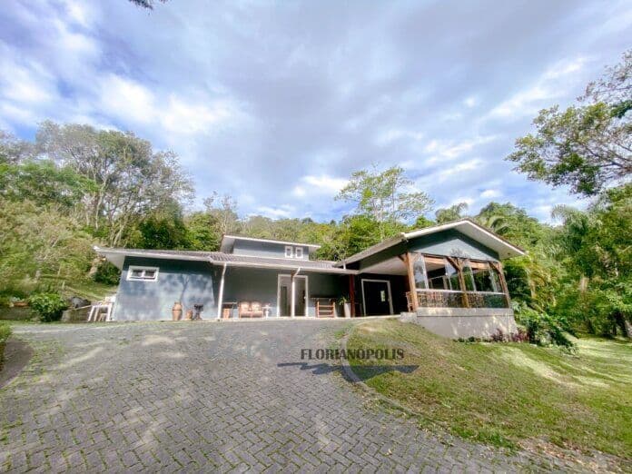 Casa em Ratones, Florianópolis/SC