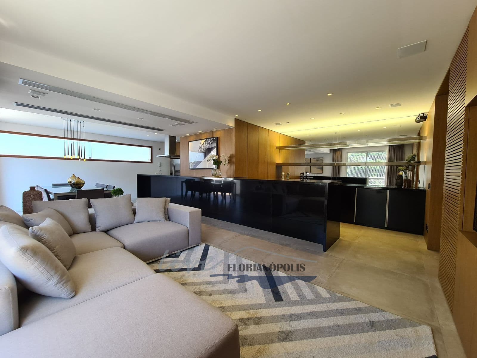 Apartamento Cobertura em Itacorubi - Florianopolis