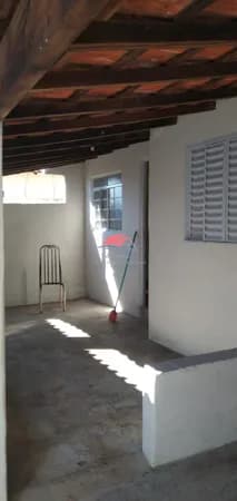 Vende-se Casa no Santa Terezinha em Mogi Guaçu- SP.