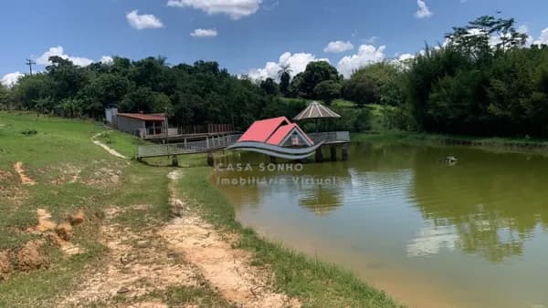 Vende-se Sítio em Aguaí-SP.