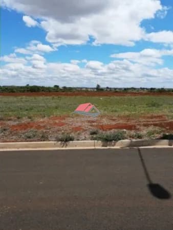 Vende-se Terreno no Portal do Lago em Mogi Guaçu-SP.