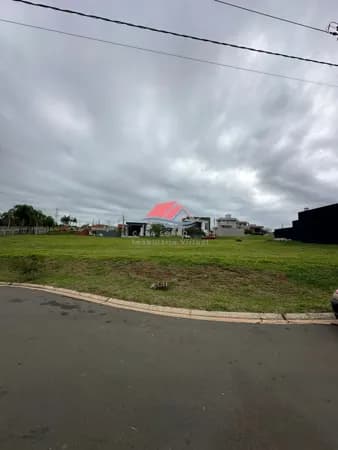 Vende=-se Terreno no Condomínio Reserva Da Mata em Mogi Mirim-SP.