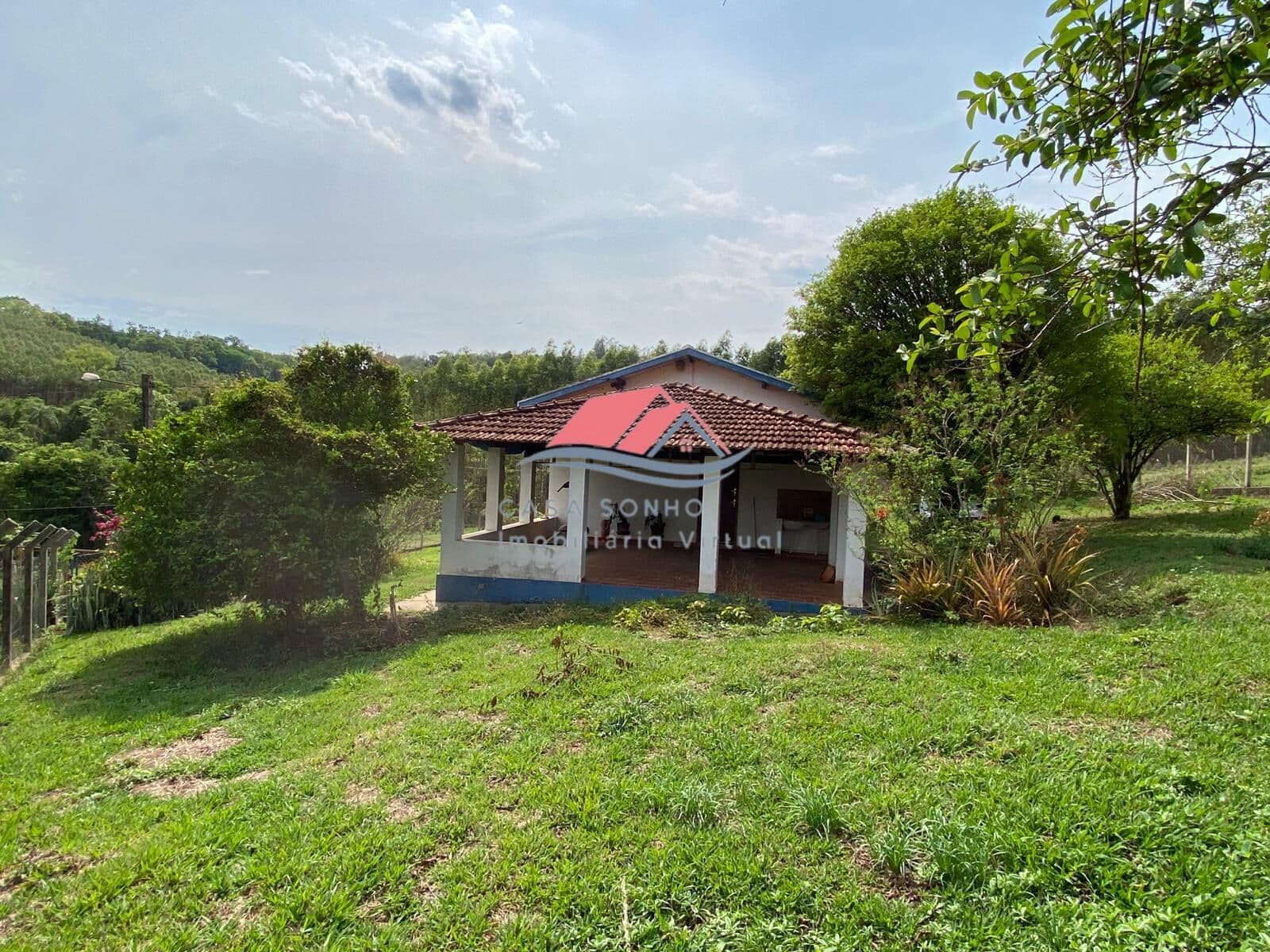 Vende-se Fazenda em Santa Rita Do Passa Quatro