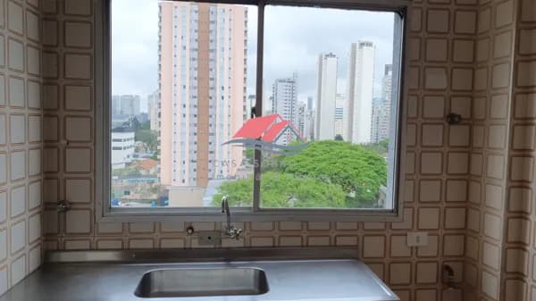 Vende-se Apartamento Padrão na Vila Olimpia em São Paulo-SP.