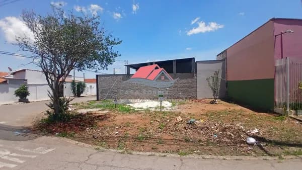 Vende-se Terreno no Jardim Ypê III em Mogi Guaçu-SP