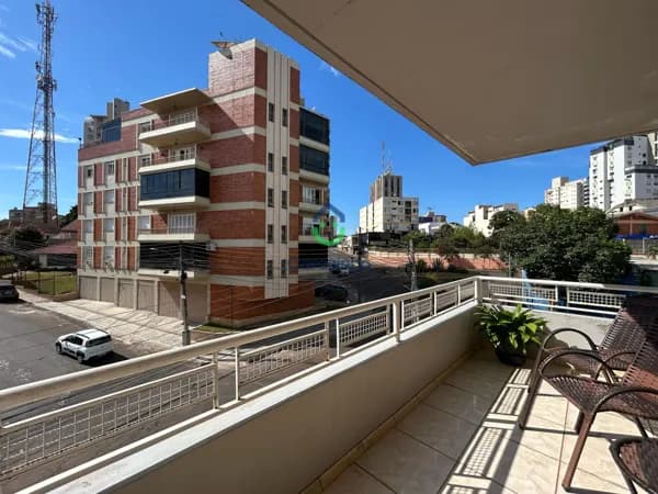 Apartamento 3 quartos no centro de Carazinho