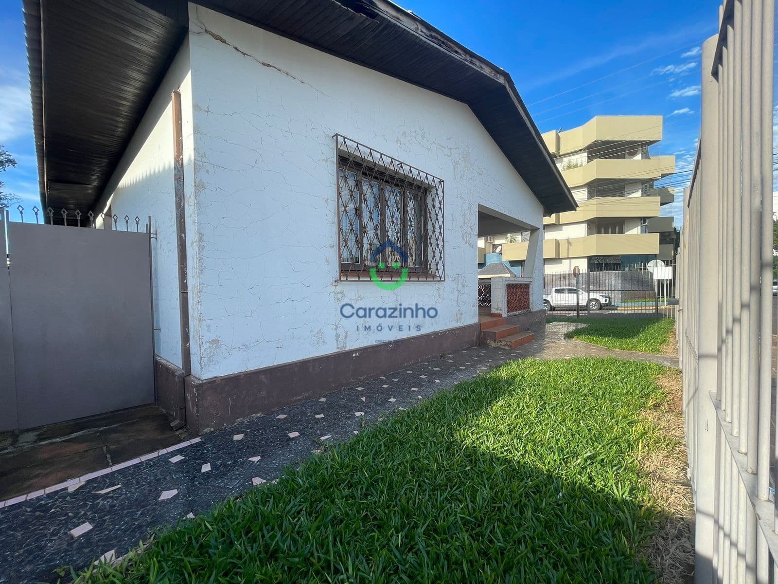 Casa Comercial