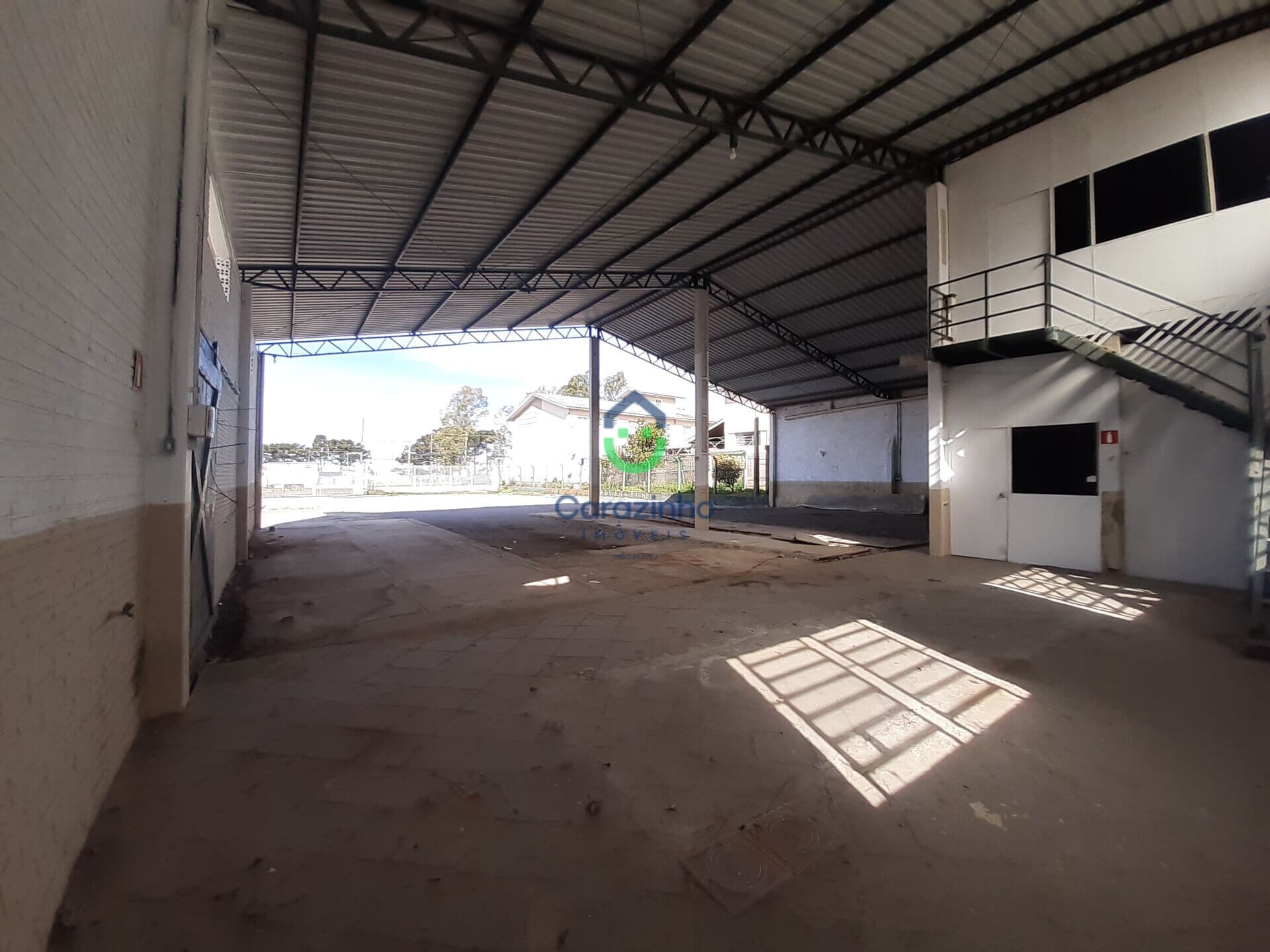 Galpão/Depósito/Armazém em Carazinho - Fey