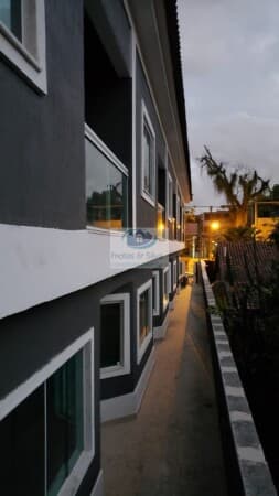 Casa com 3 quartos para alugar, 120 m² por R$ 2.400/mês - Jacarépagua - Rio de Janeiro/RJ