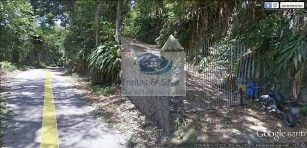 sitio com 32.000m² porteira fechada