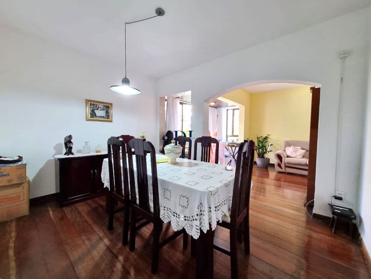 Apartamento 3 Quartos, Suíte, Nascente, à Venda no Costa Azul