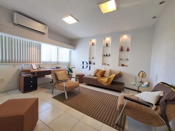 Sala Comercial 69 m² à venda no Centro Médico Garibaldi