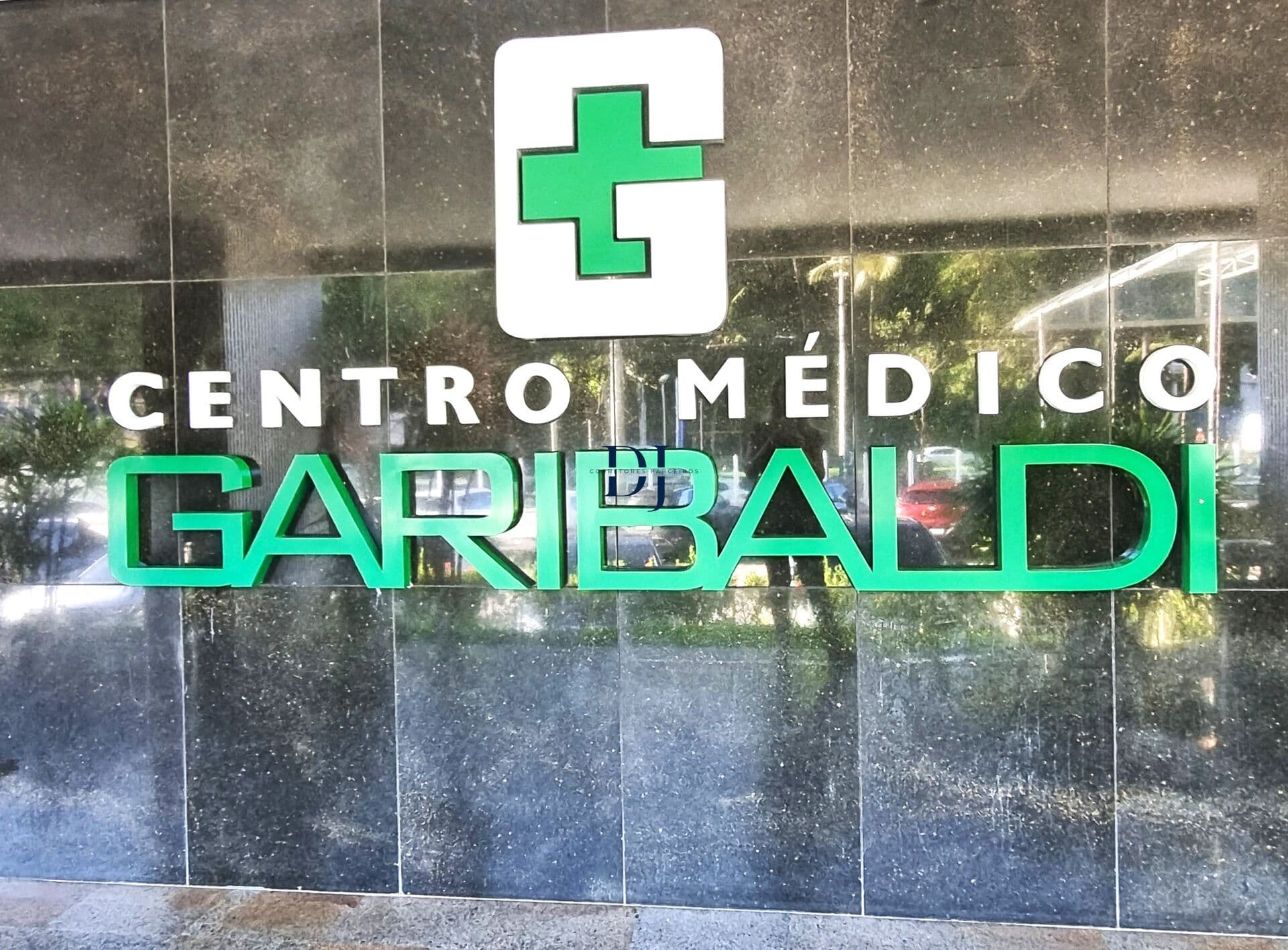 Venda - Sala Comercial 69m2, Centro Médico Garibaldi
