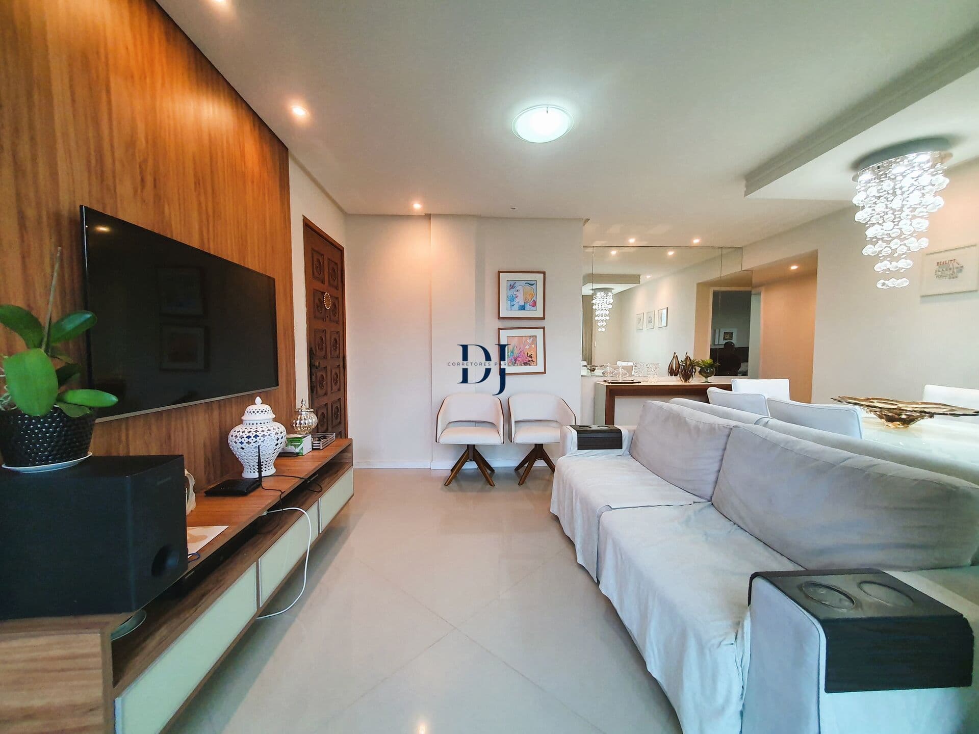Apartamento 3/4, 3 Banheiros, Sendo 2 Suítes, Escada - Parque Bela Vista, Salvador/BA