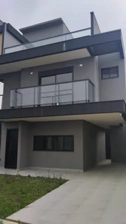 Sobrado em Pinheirinho, Curitiba/PR