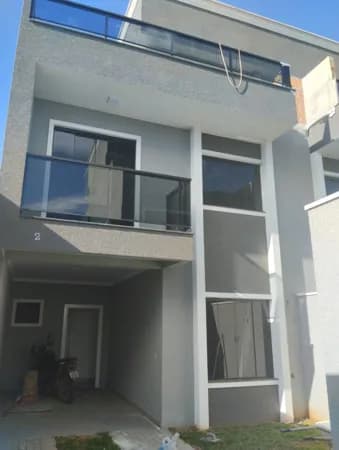 Sobrado Alto Padrão em Fazendinha, Curitiba/PR