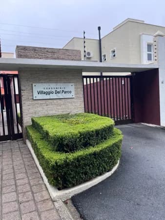 Sobrado Alto Padrão em Santo Inácio, Curitiba/PR