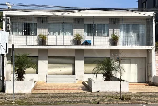 Loja Ponto Comercial em Rebouças, Curitiba/PR