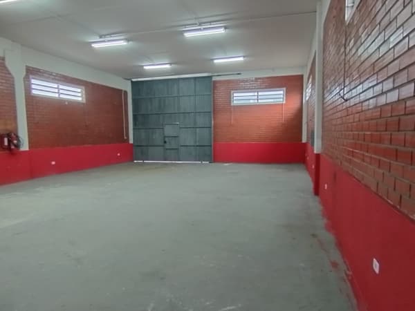 Barracão Comercial em Cidade Industrial de Curitiba, Curitiba/PR -Já está Locado - ótimo Investimento