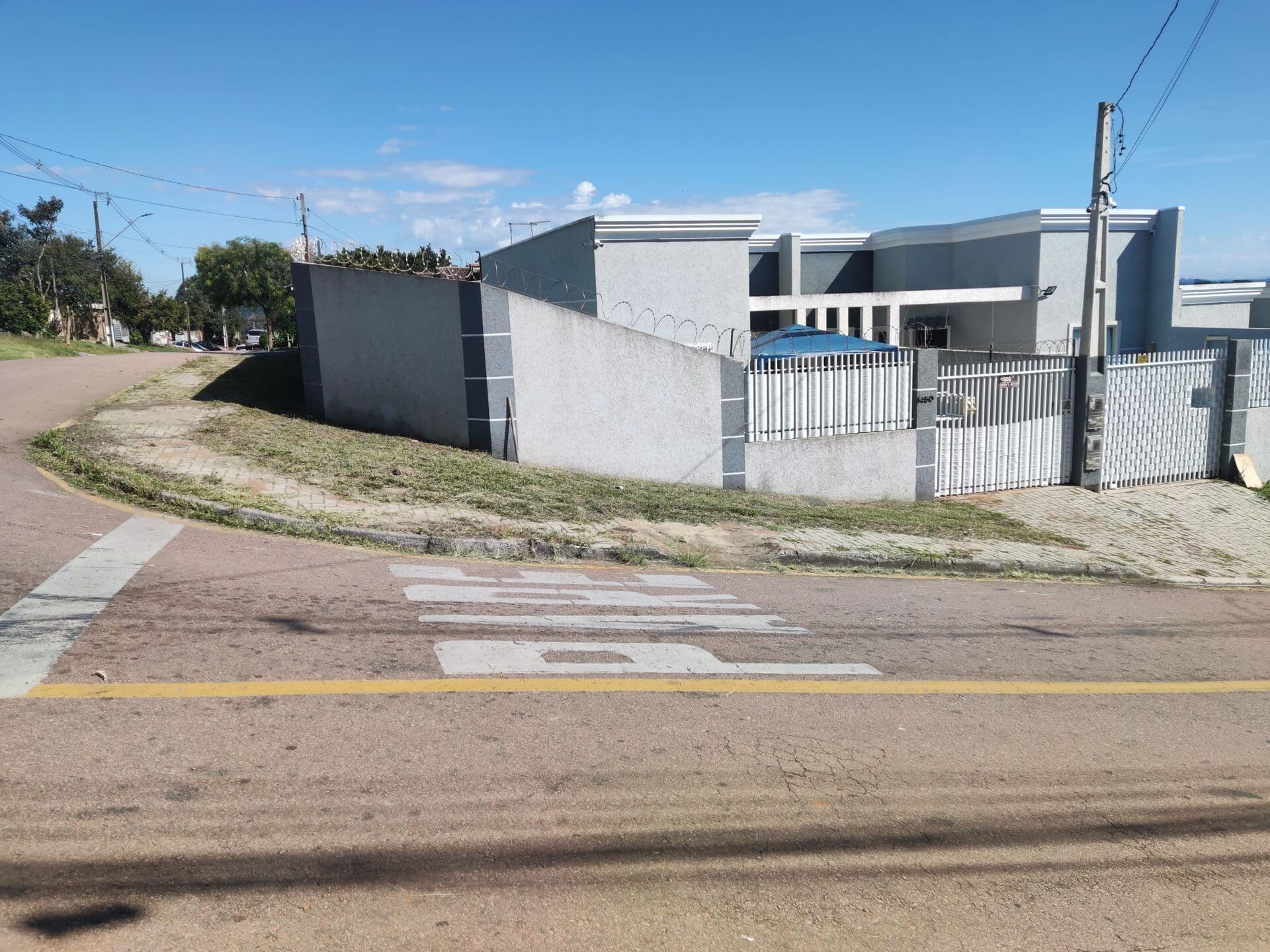 Casa em Campina da Barra, Araucária/PR